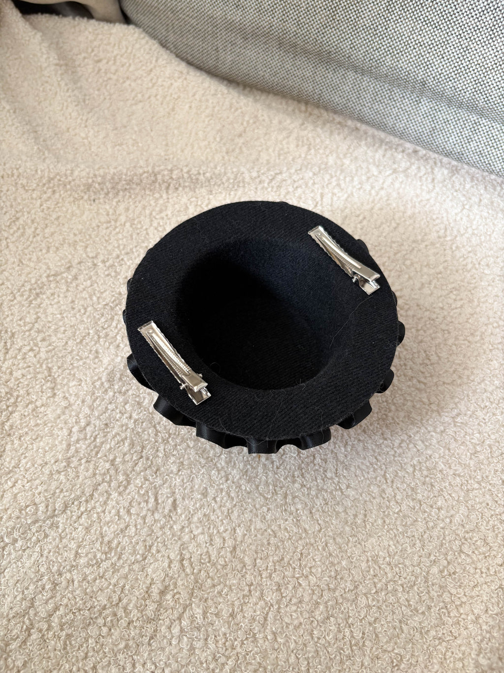 Midnight Polka-Dot Lace Mini Fascinator